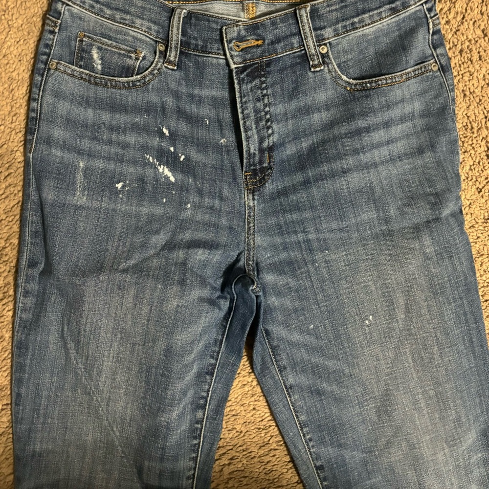 Chico’s Women's Blue Jeans (size6-8) - Picture 3 of 4